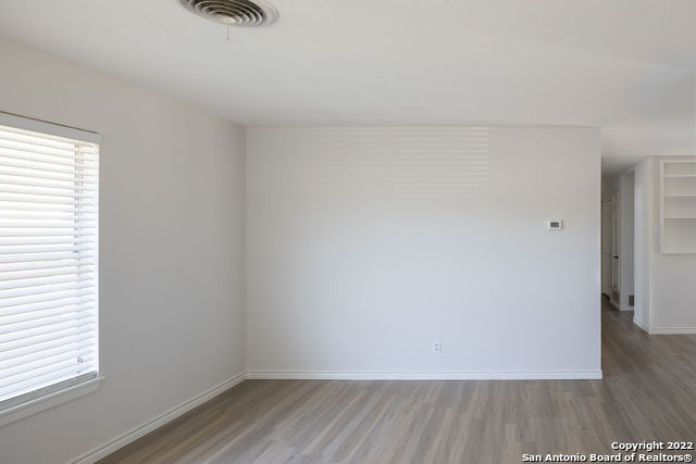 3728 Crossette Dr Property Photo 2