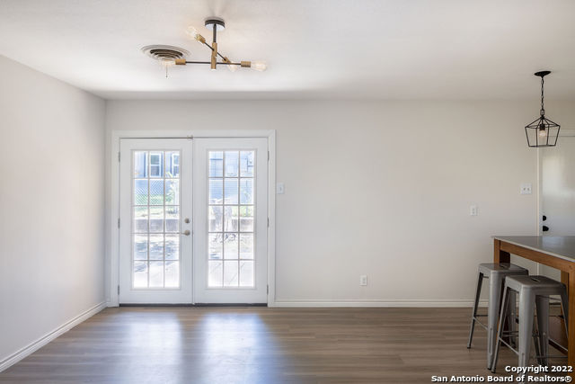 3728 Crossette Dr Property Photo 3