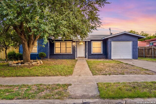 574 Lively Dr Property Photo