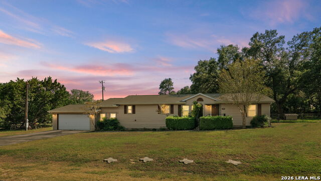 127 Stonegate S Property Photo 2