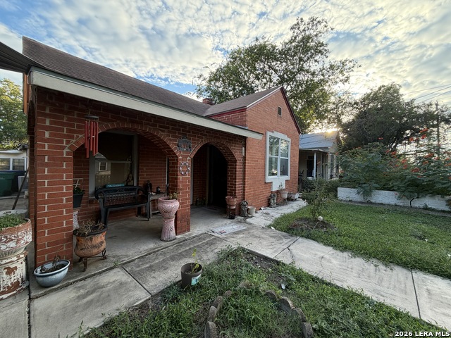 810 Dawson St Property Photo