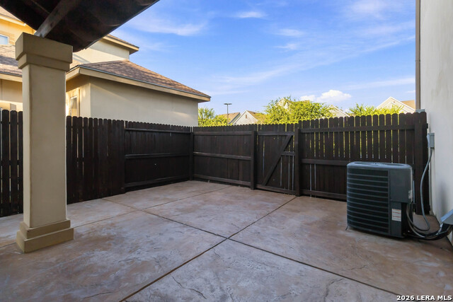 5923 Whitby Property Photo 40