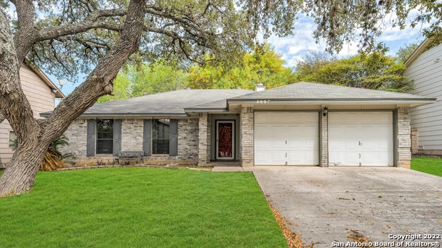 9903 ROYAL HUNT Property Photo 1