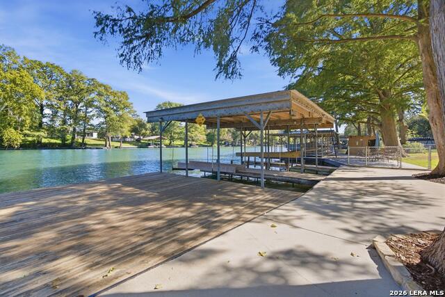 887 Lone Star Dr Property Photo 1