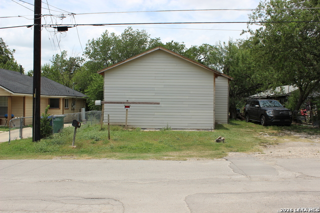 365 N San Gabriel Ave. Property Photo 1