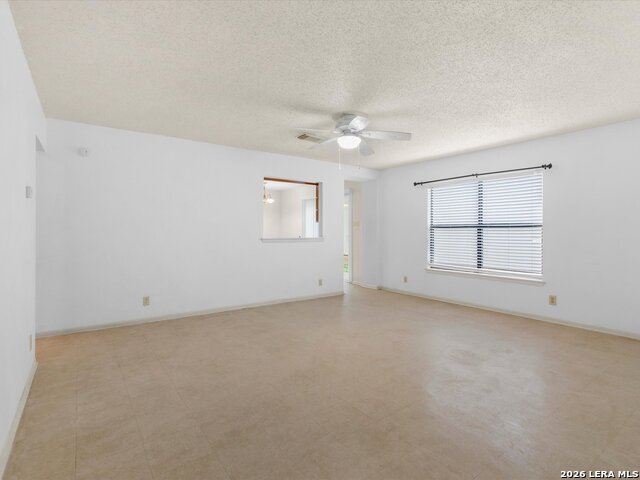 13359 Pecan Glade Property Photo 3