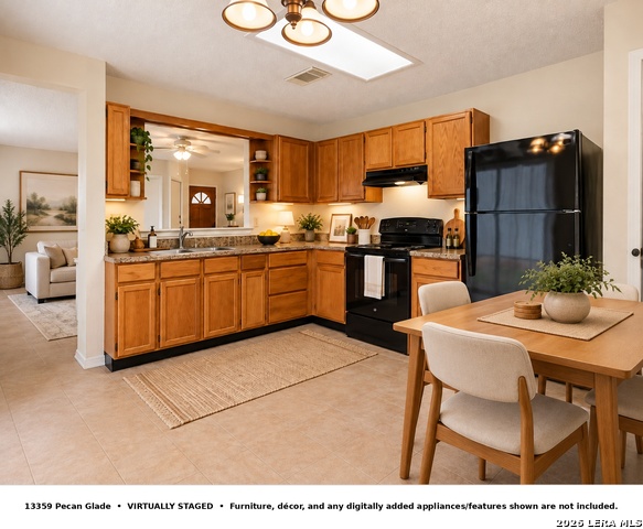 13359 Pecan Glade Property Photo 7