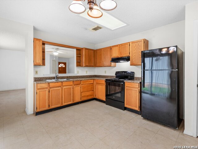 13359 Pecan Glade Property Photo 9