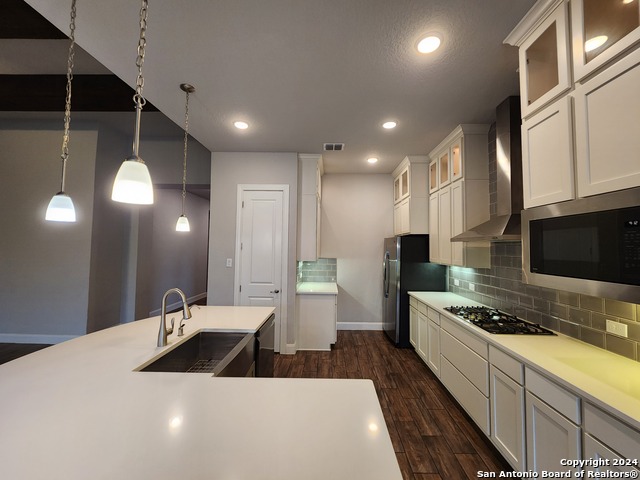 969 Carriage Loop Property Photo 13