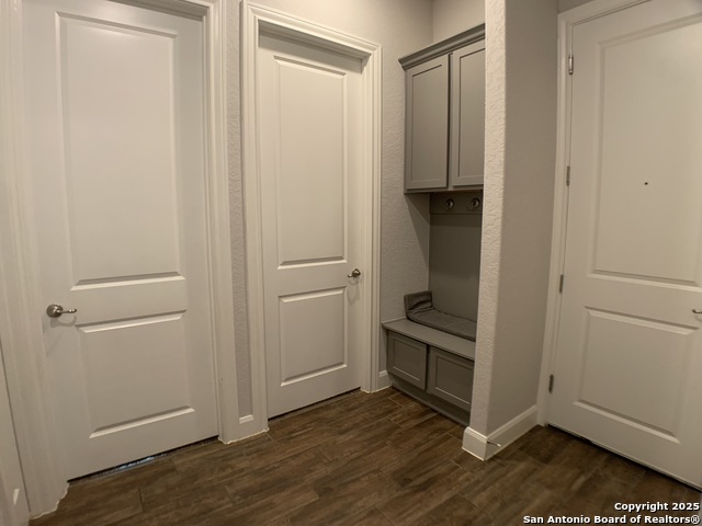 969 Carriage Loop Property Photo 42