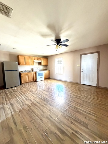 434 Spring View Property Photo 6