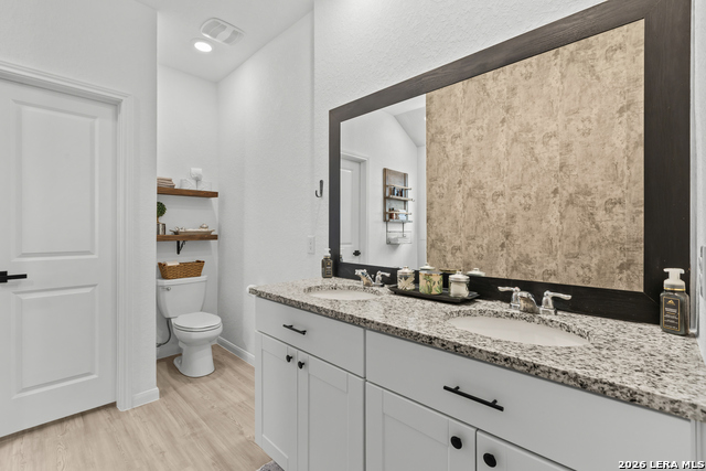 10819 Hernando Ct Property Photo 23