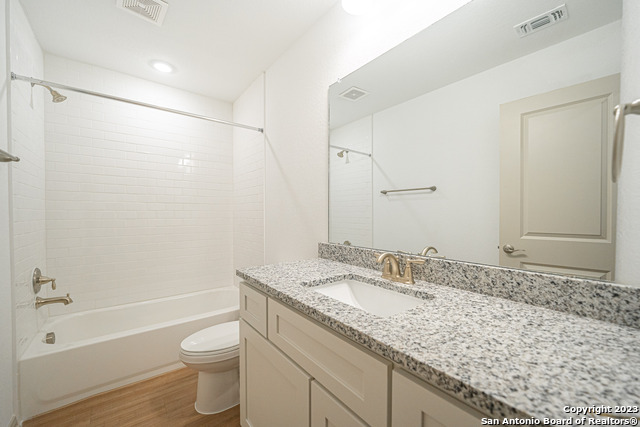 7519 Gramercy Way Property Photo 9