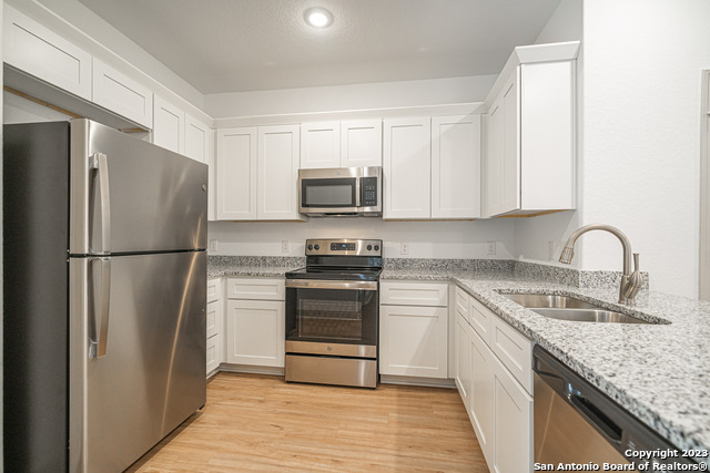7519 Gramercy Way Property Photo 10
