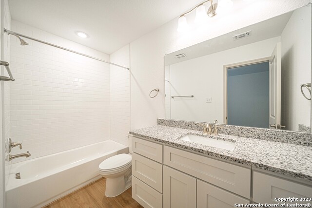 7519 Gramercy Way Property Photo 17