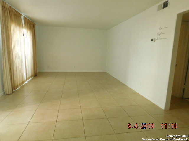 6718 Callaghan Rd Property Photo 4