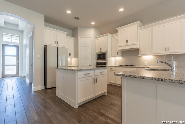 221 Navarro Property Photo 5