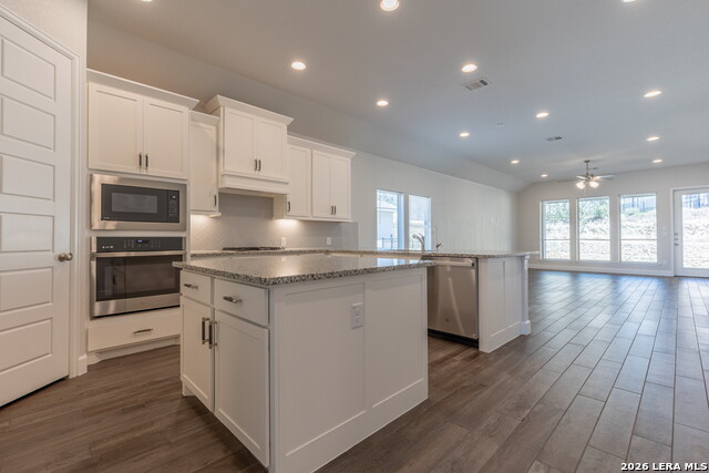 221 Navarro Property Photo 8