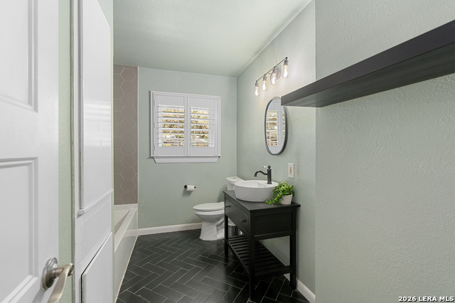 2742 Hitching Post St Property Photo 28