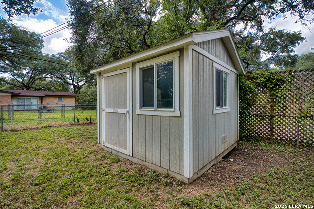 2742 Hitching Post St Property Photo 33