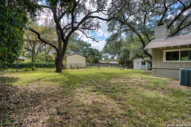 2742 Hitching Post St Property Photo 35