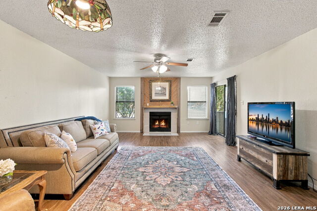 604 Highcrest Property Photo 4