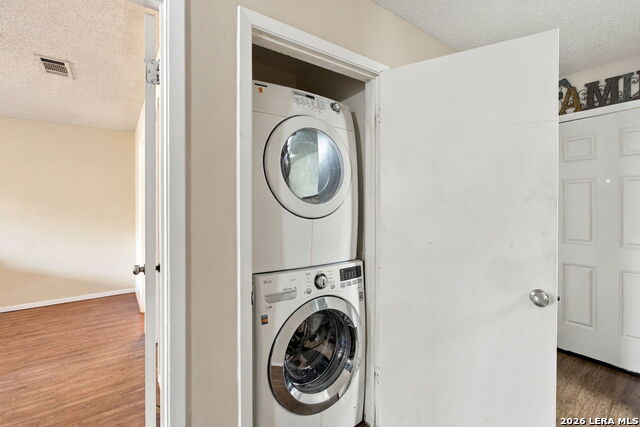 604 Highcrest Property Photo 18