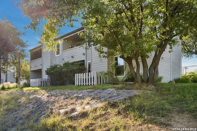 604 Highcrest Property Photo 22
