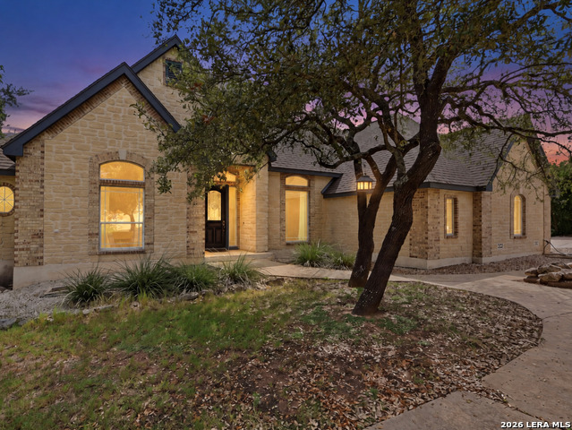 722 Silent Holw Property Photo 1