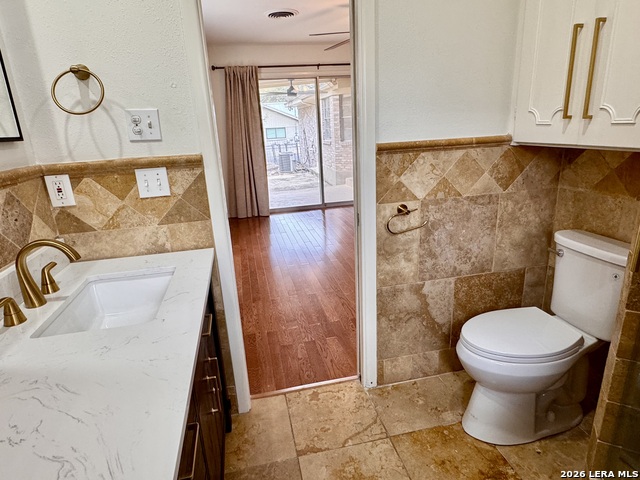 131 Canyon Oaks Dr Property Photo 15