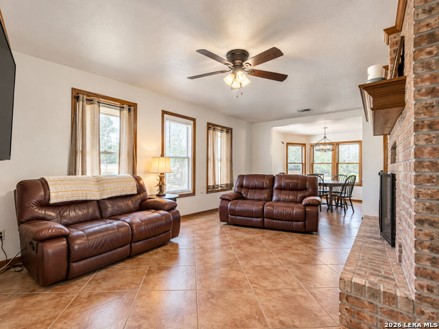 2379 Wetz Rd Property Photo 4