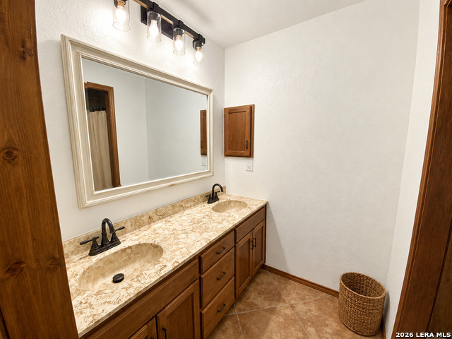 2379 Wetz Rd Property Photo 9
