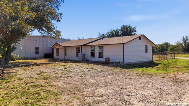 8486 S Loop 1604 E Property Photo 12