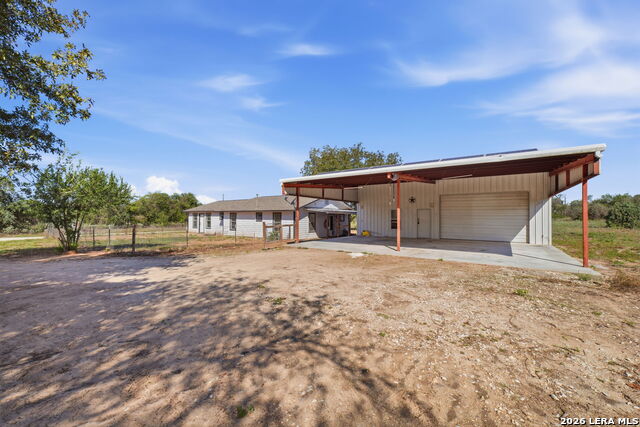 8486 S Loop 1604 E Property Photo 17