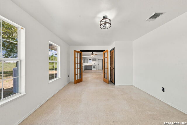 8486 S Loop 1604 E Property Photo 27