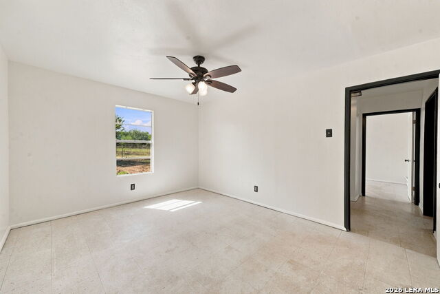 8486 S Loop 1604 E Property Photo 40