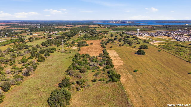 8486 S Loop 1604 E Property Photo 4