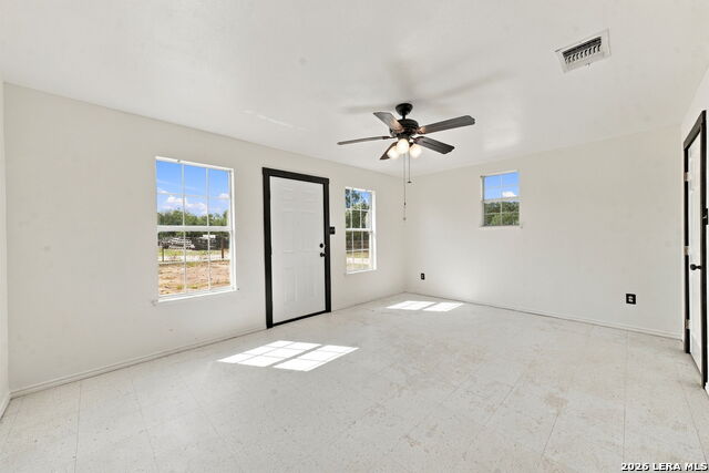 8486 S Loop 1604 E Property Photo 35