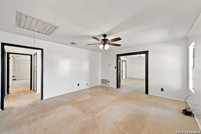 8486 S Loop 1604 E Property Photo 36