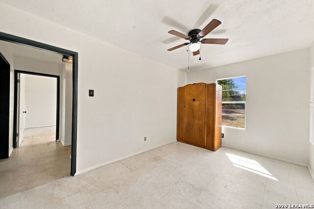 8486 S Loop 1604 E Property Photo 37