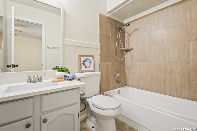 4914 Grey Hawk Dr Property Photo 11