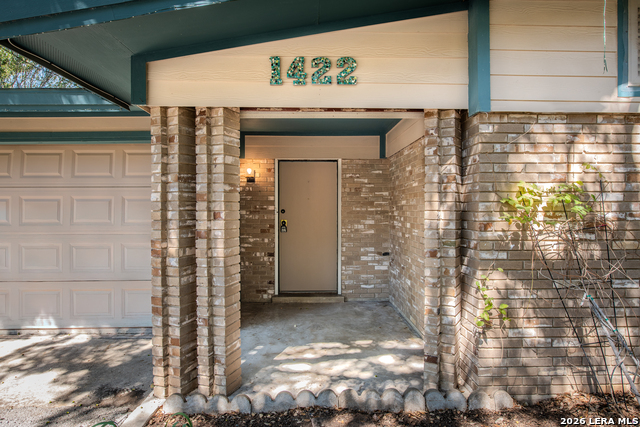 1422 Mockingbird Property Photo 1