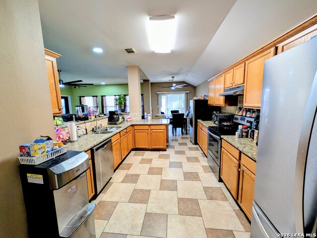 9706 Copperstream Property Photo 5