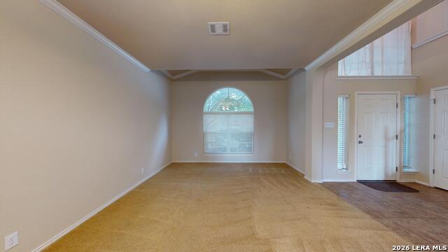 229 Kensington Dr Property Photo 4