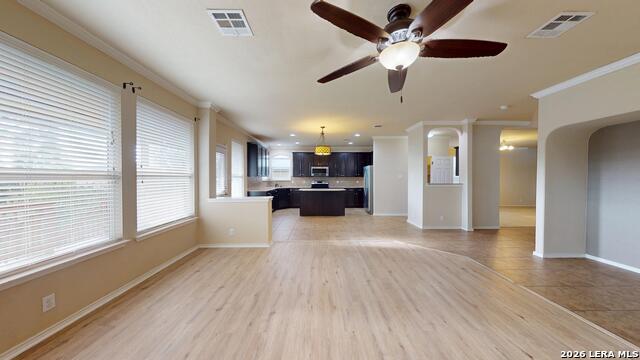 229 Kensington Dr Property Photo 10