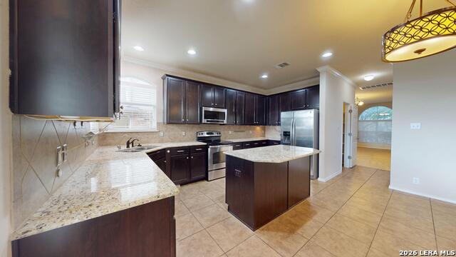 229 Kensington Dr Property Photo 17