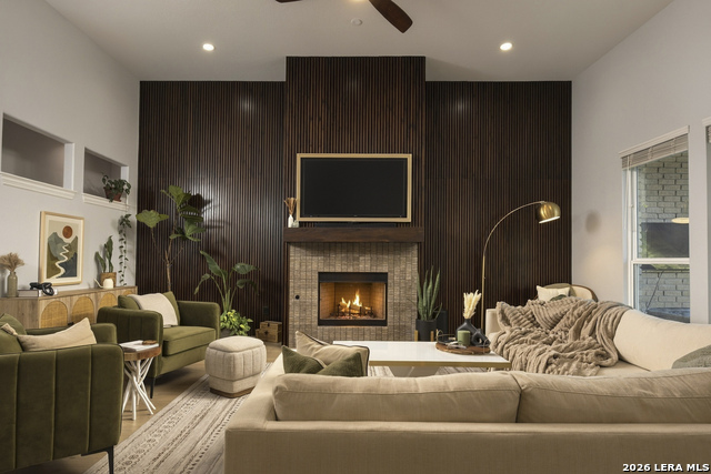1130 Roaring Fls Property Photo 1