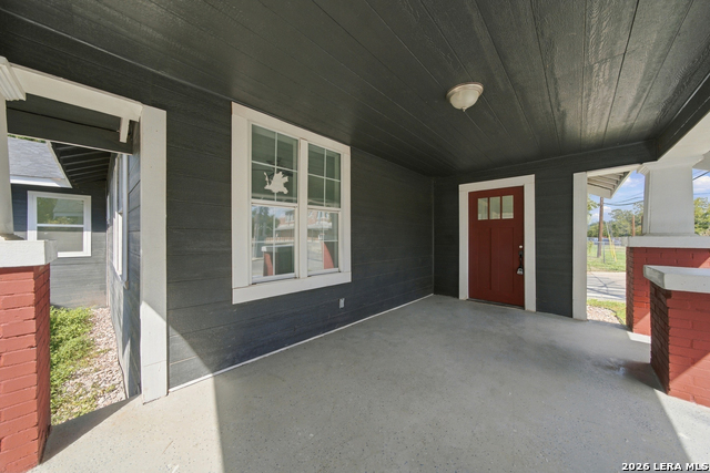 501 Hunstock Ave Property Photo 3