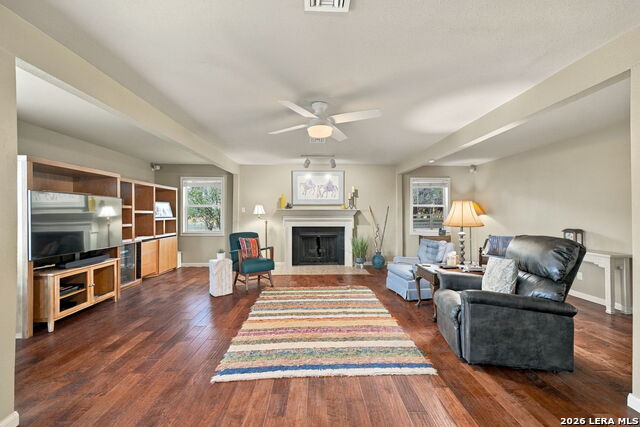 500 Kings Point Dr Property Photo 7