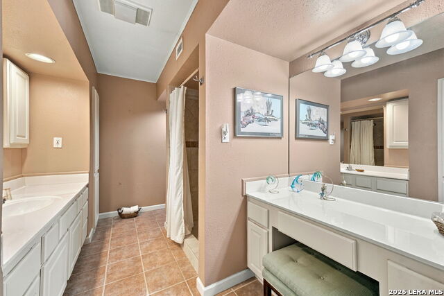 500 Kings Point Dr Property Photo 12